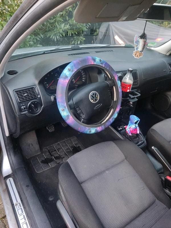 Gebraucht VW Golf IV 101 PS (74 kW) 2001 Silber Kleinwagen