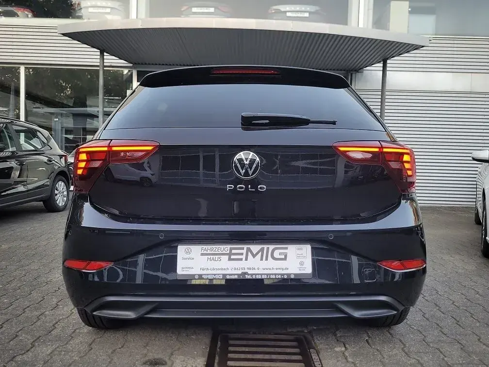 Gebraucht VW Polo Life 95 PS (69 kW) 2025 Schwarz Kleinwagen