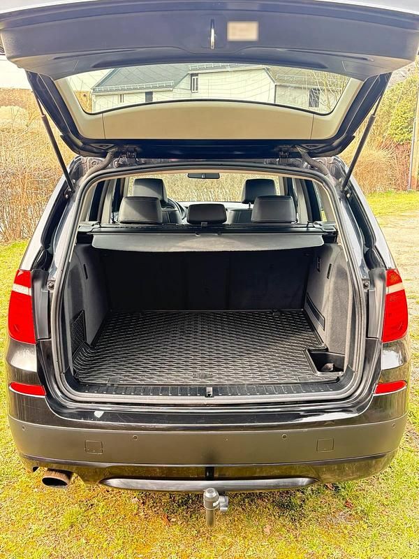 Gebraucht BMW X3 184 PS (135 kW) 2011 Schwarz SUV