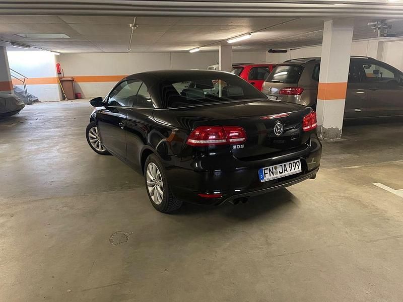 Gebraucht VW Eos Edition 122 PS (89 kW) 2011 Schwarz Cabrio