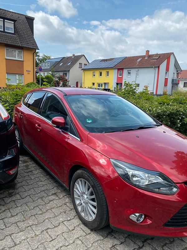 Gebraucht 2011 Ford Focus Limousine | 3.300 € (Superpreis) - Bild 1/4