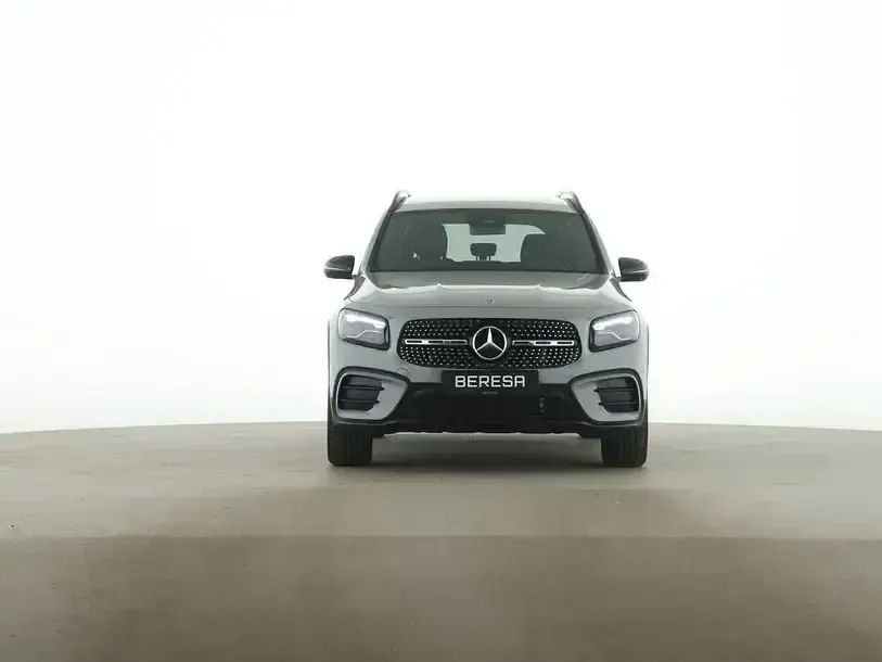 Gebraucht Mercedes GLB200 AMG 360 PS (264 kW) 2026 Grau SUV