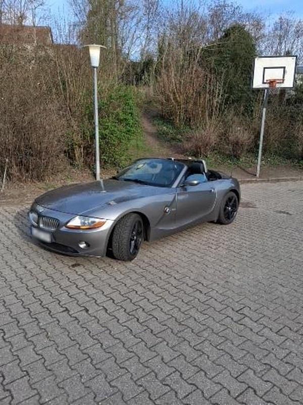 Gebraucht BMW Z4 231 PS (169 kW) 2004 Grau Cabrio