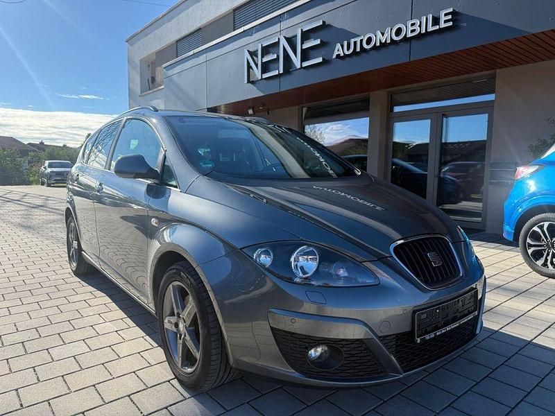 Silber Gebraucht 2013 Seat Altea XL Reference Van / Kleinbus | 3.999 € (Guter Preis) - Bild 1/4
