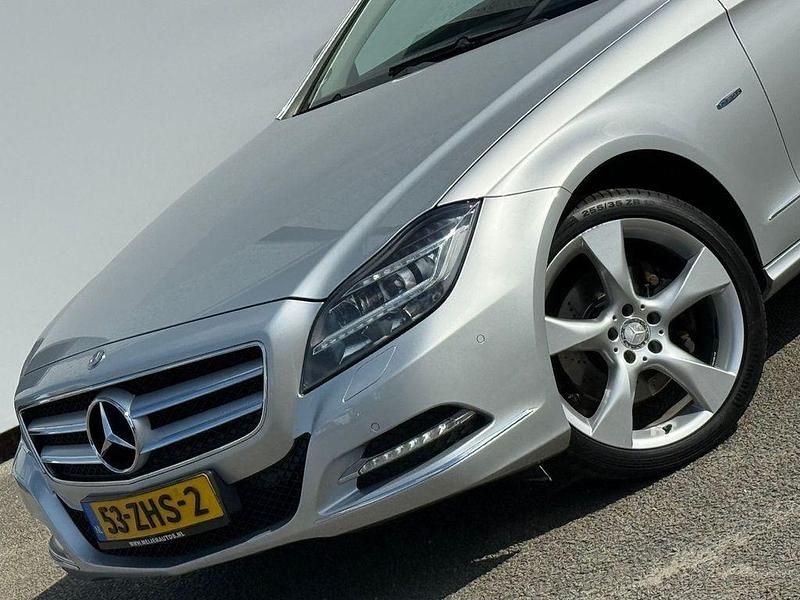 Gebraucht Mercedes CLS350 265 PS (194 kW) 2012 Grau Limousine