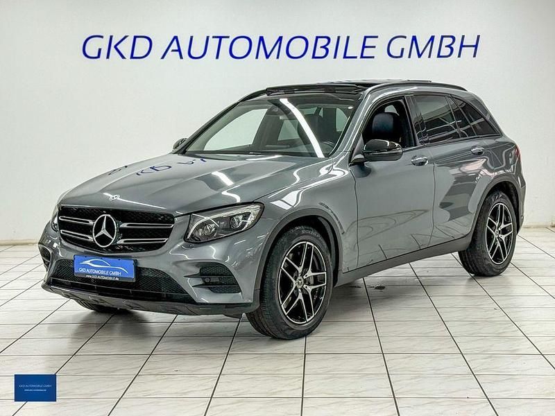 Grau Gebraucht 2018 Mercedes GLC250 AMG line SUV | 31.990 € (Fairer Preis) - Bild 1/4