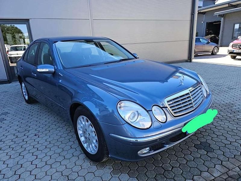 Gebraucht Mercedes E200 Elegance 163 PS (119 kW) 2005 Limousine