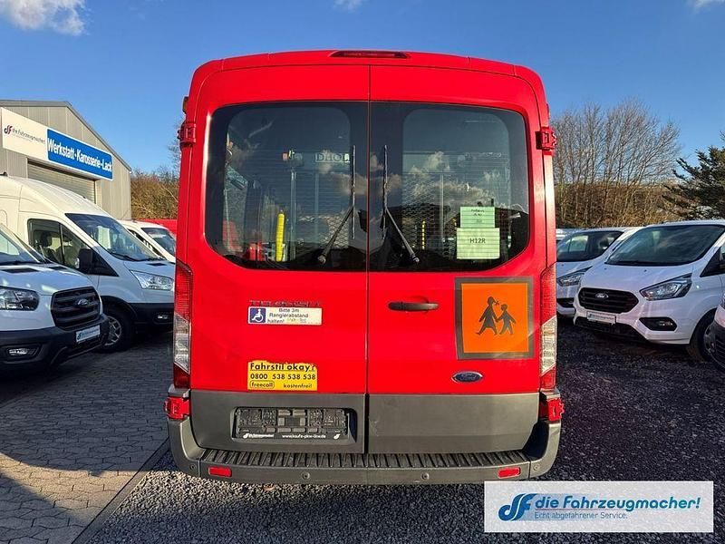 Gebraucht Ford Transit Trend 131 PS (96 kW) 2017 Rot Kombi