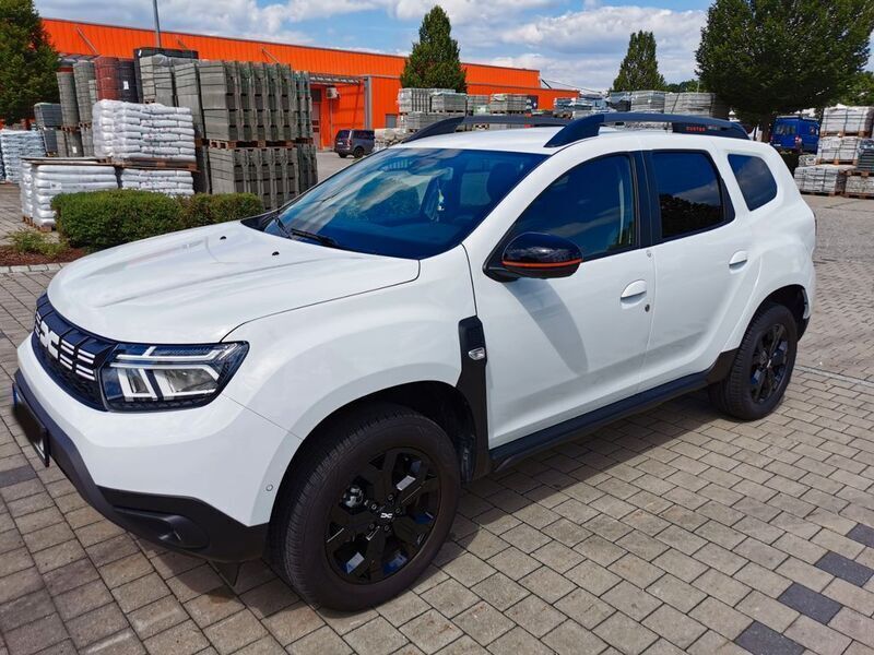 Weiß Gebraucht 2023 Dacia Duster Extreme SUV | 19.800 € (Fairer Preis) - Bild 1/4