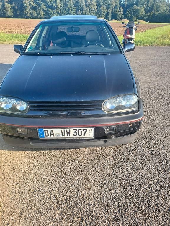 Blau Gebraucht 1996 VW Golf III GTI Limousine | 10.500 € (Teuer) - Bild 1/4