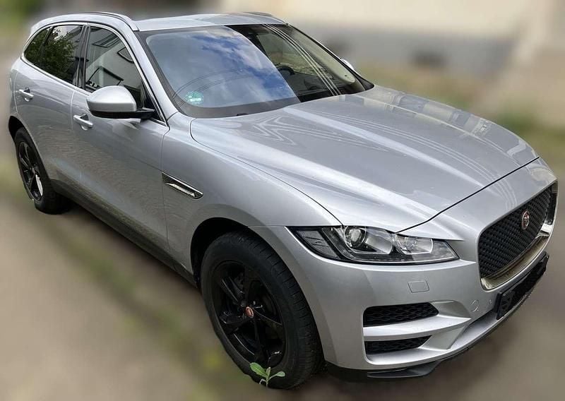 Indus silver Gebraucht 2020 Jaguar F-Pace Prestige SUV | 27.850 € (Superpreis) - Bild 1/4