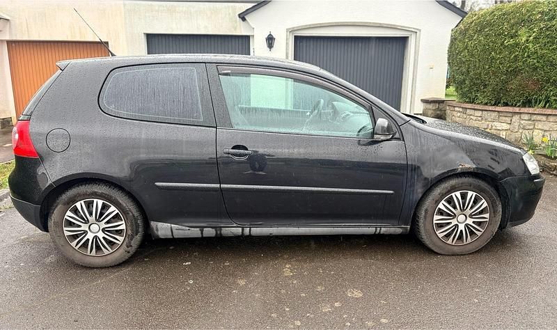 Gebraucht VW Golf V 81 PS (59 kW) 2007 Schwarz Kleinwagen