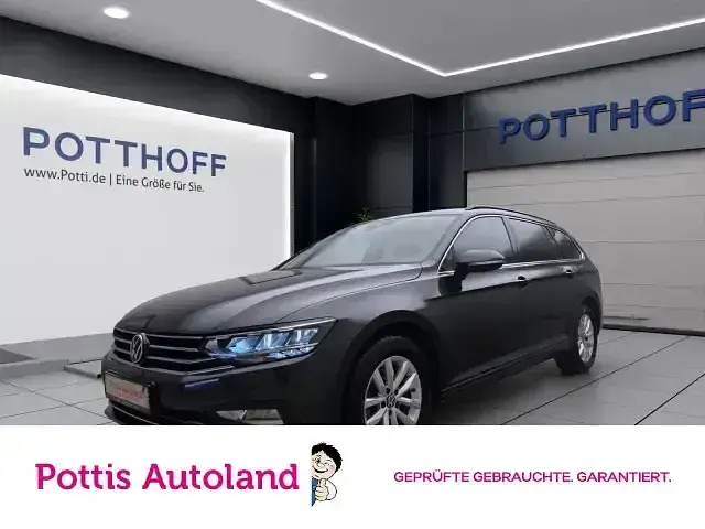 Gebraucht VW Passat Business 150 PS (110 kW) 2022 Kombi
