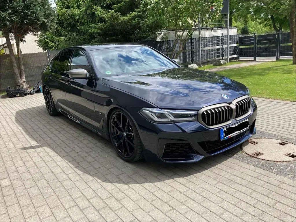 Gebraucht BMW M550 Performance 530 PS (389 kW) 2022 Limousine