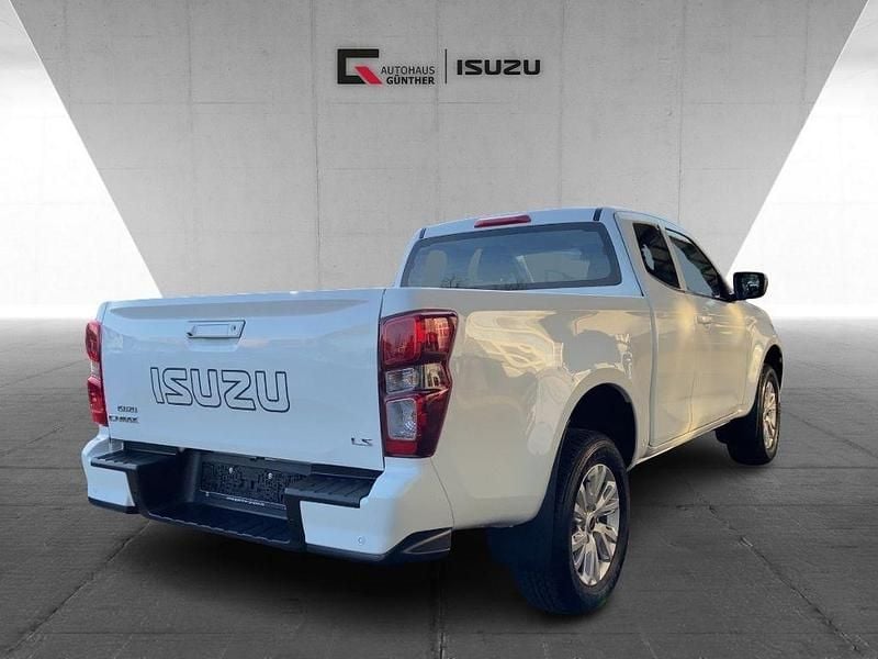 Neu Isuzu D-Max 163 PS (119 kW) 2026 Splash white SUV