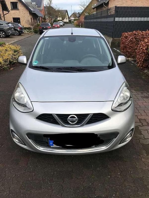 Gebraucht Nissan Micra Acenta 80 PS (58 kW) 2017 Silber Limousine