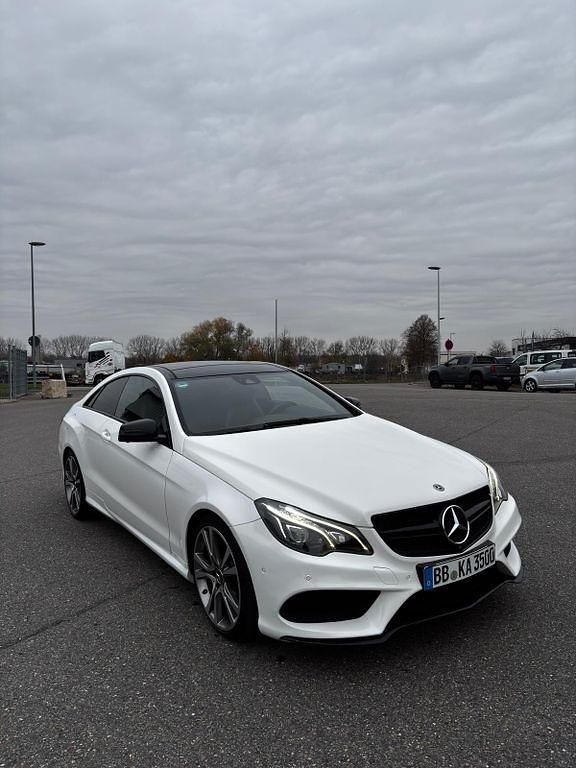 Polarweiss Gebraucht 2015 Mercedes E350 Coupé | 20.989 € (Etwas zu teuer) - Bild 1/4