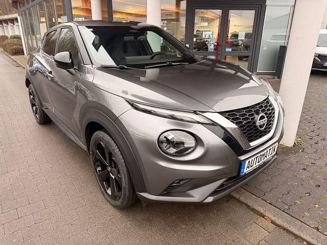 Grau Neu 2025 Nissan Juke Tekna SUV | 30.250 € (Teuer) - Bild 1/4