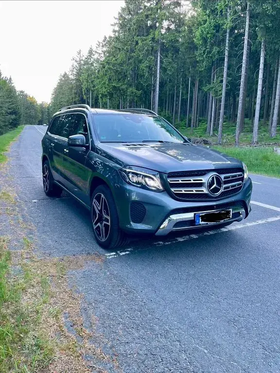 Gebraucht Mercedes GLS500 455 PS (334 kW) 2017 Schwarz SUV