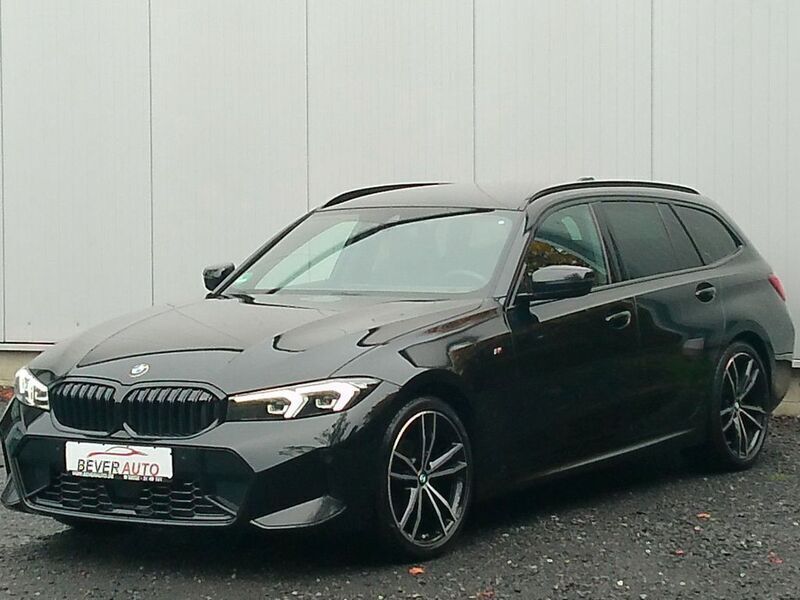 Schwarz Gebraucht 2023 BMW 320 M Sport Limousine | 33.950 € (Guter Preis) - Bild 1/4