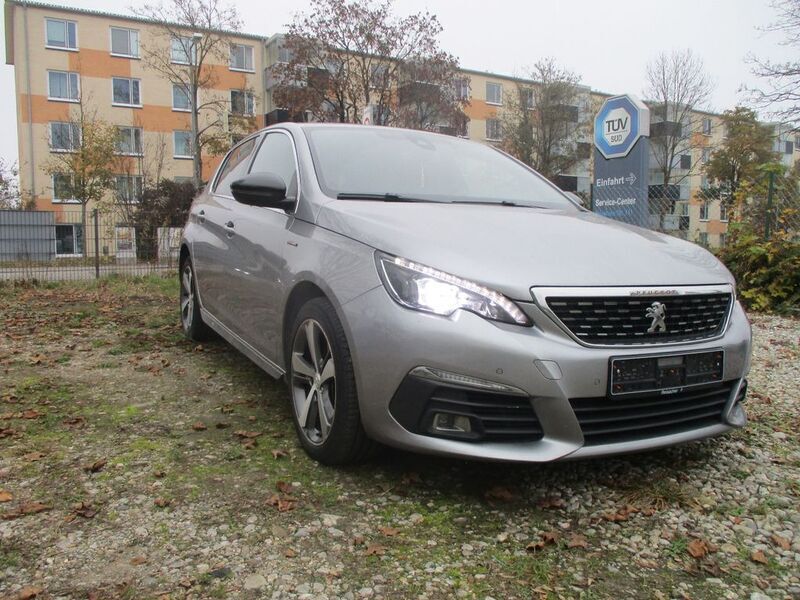 Grau Gebraucht 2018 Peugeot 308 Allure GT-Line Limousine | 14.900 € (Teuer) - Bild 1/4