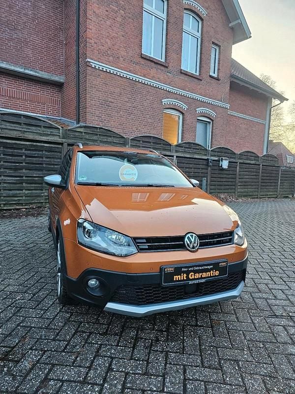Gebraucht VW Polo Cross 90 PS (66 kW) 2015 Orange Kleinwagen