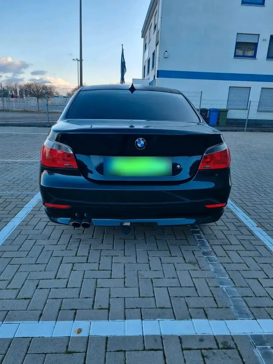Brugt BMW 523 2006 Sort Sedan