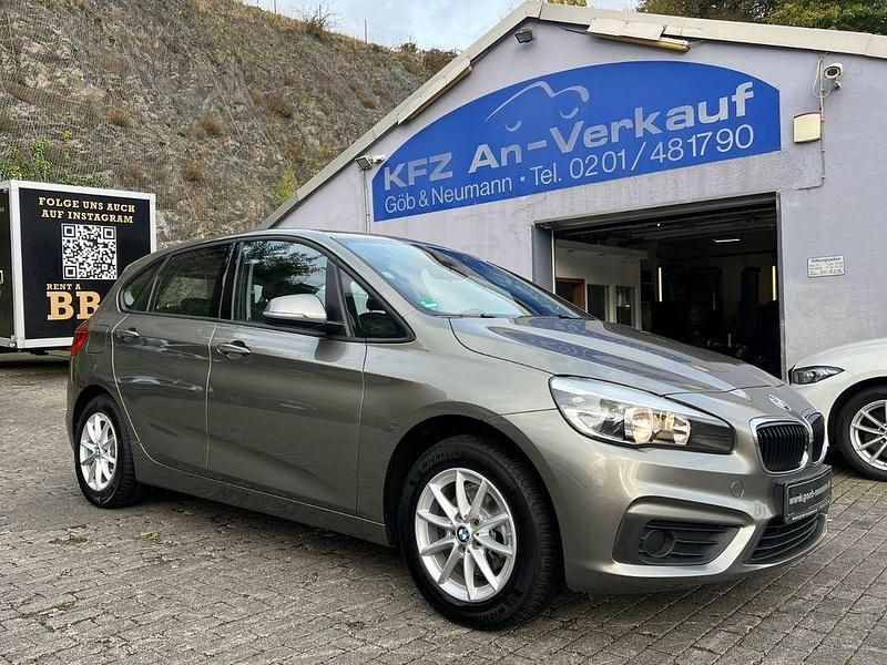 Silber Gebraucht 2016 BMW 216 Active Tourer Performance Van / Kleinbus | 8.450 € (Guter Preis) - Bild 1/4