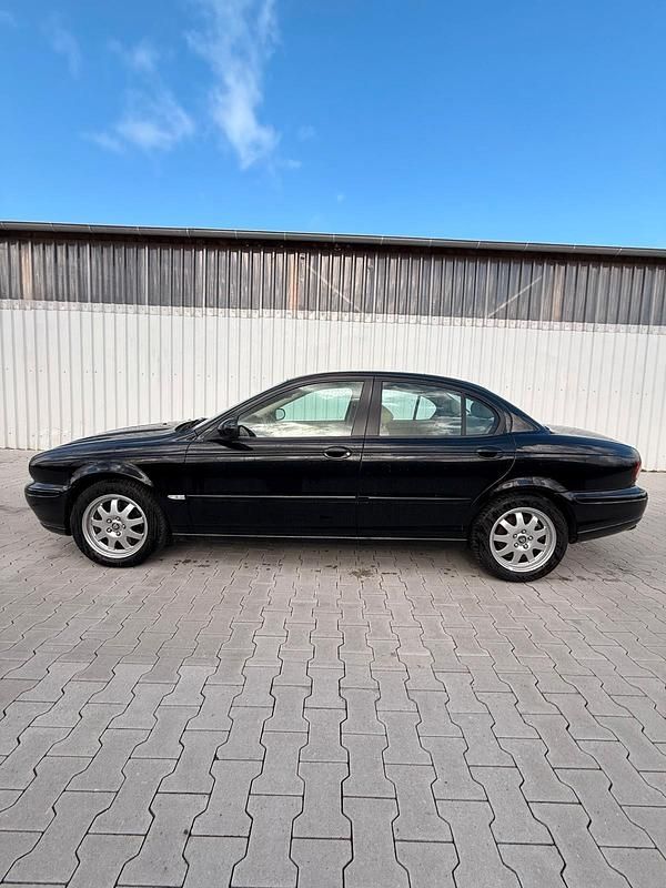 Gebraucht Jaguar X-type Executive 195 PS (143 kW) 2004 Schwarz Limousine