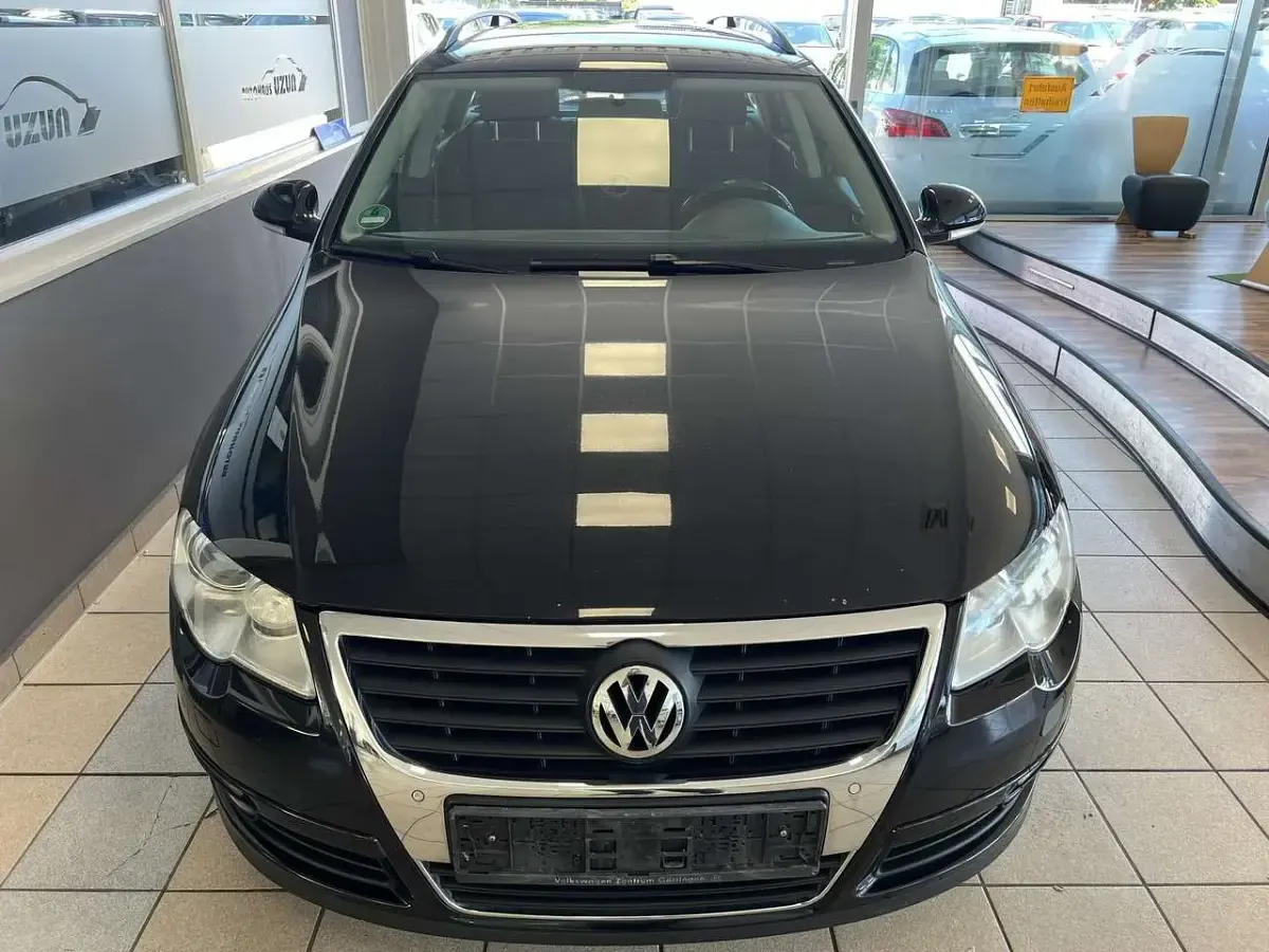 Gebraucht VW Passat Comfortline 140 PS (102 kW) 2011 Schwarz Kombi