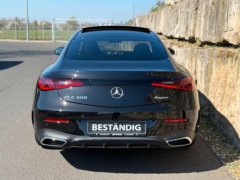 Gebraucht Mercedes CLE300 AMG 258 PS (189 kW) 2023 Schwarz