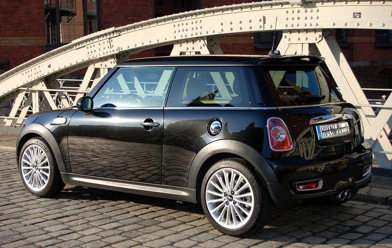 Gebraucht Mini Cooper S 184 PS (135 kW) 2012 Schwarz Kleinwagen