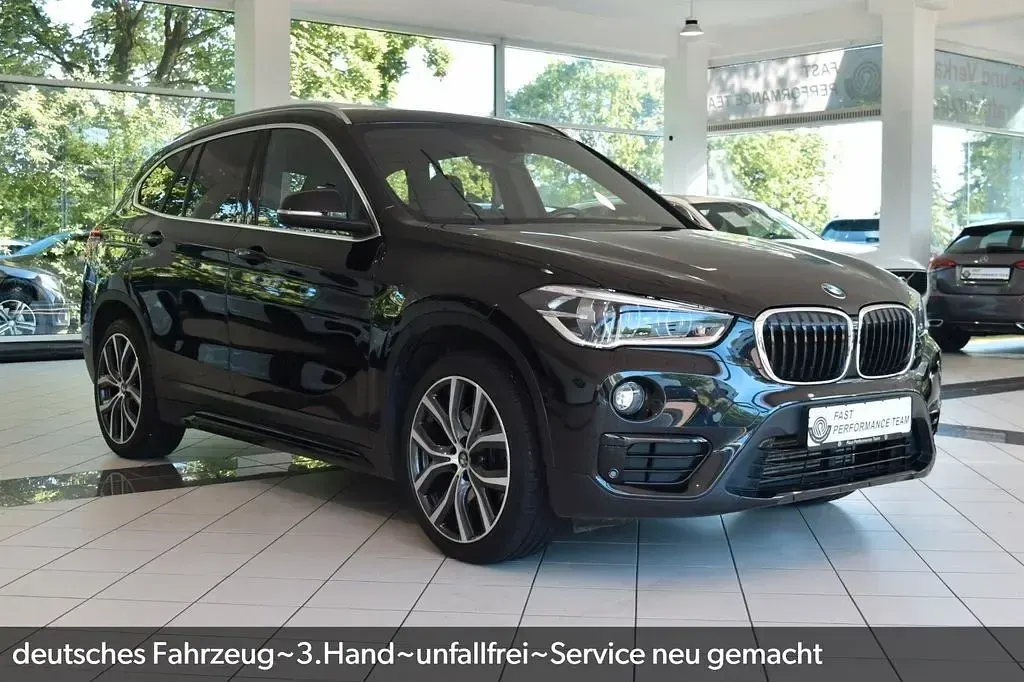 Gebraucht BMW X1 Sport Line 192 PS (141 kW) 2018 Schwarz SUV