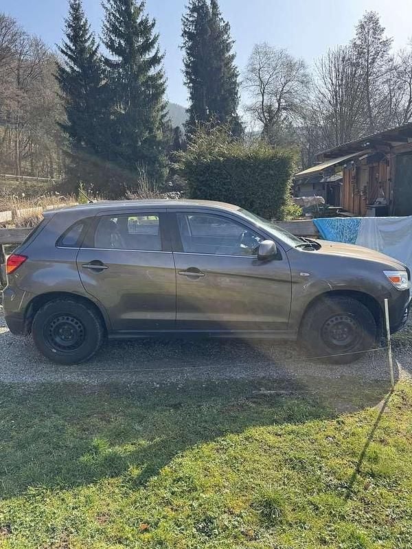 Gebraucht Mitsubishi ASX Basis 117 PS (86 kW) 2013 SUV