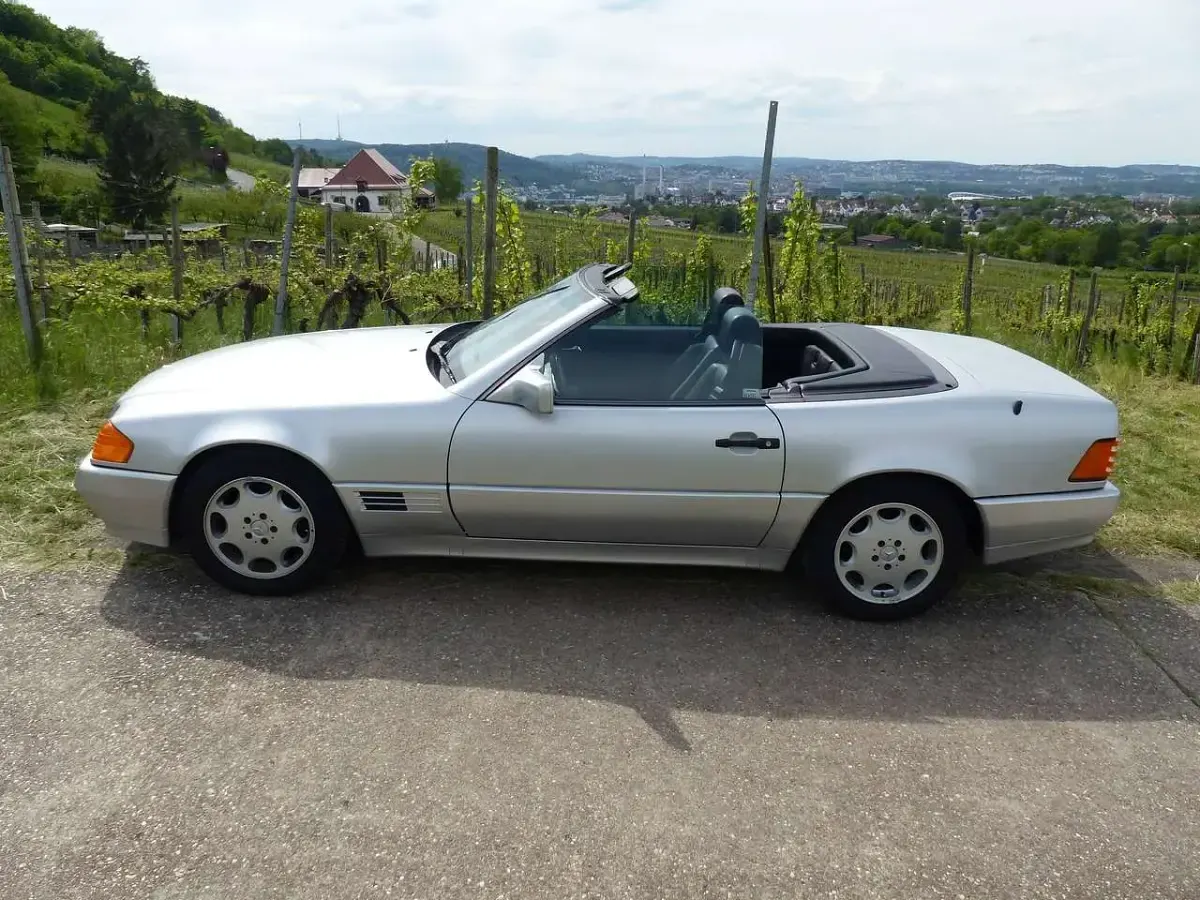 Usata Mercedes SL300 190 CV (139 kW) 1992 Argento Cabrio