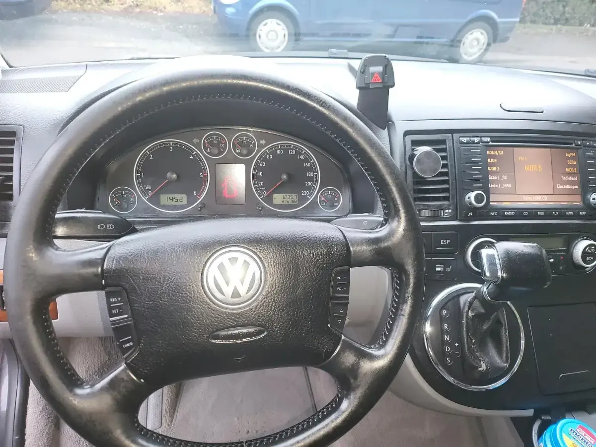 Gebraucht VW Multivan Highline 177 PS (130 kW) 2004 Schwarz Van / Kleinbus