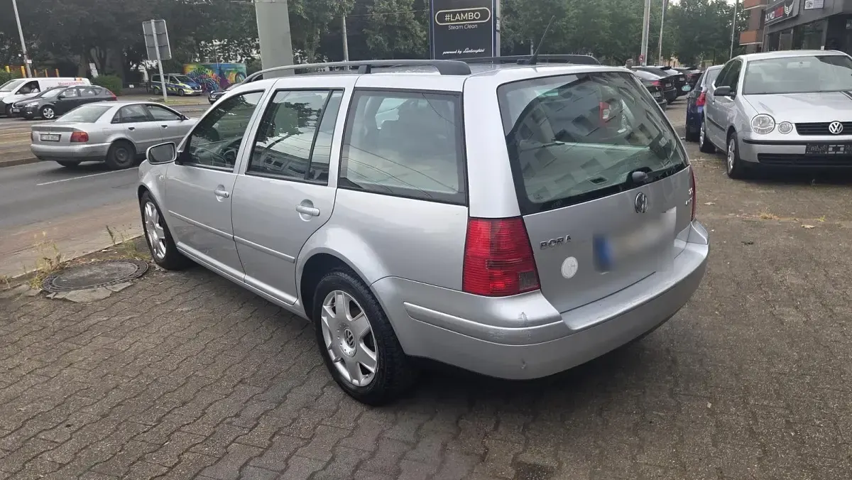 Gebraucht VW Bora 115 PS (84 kW) 2002 Silber Kombi