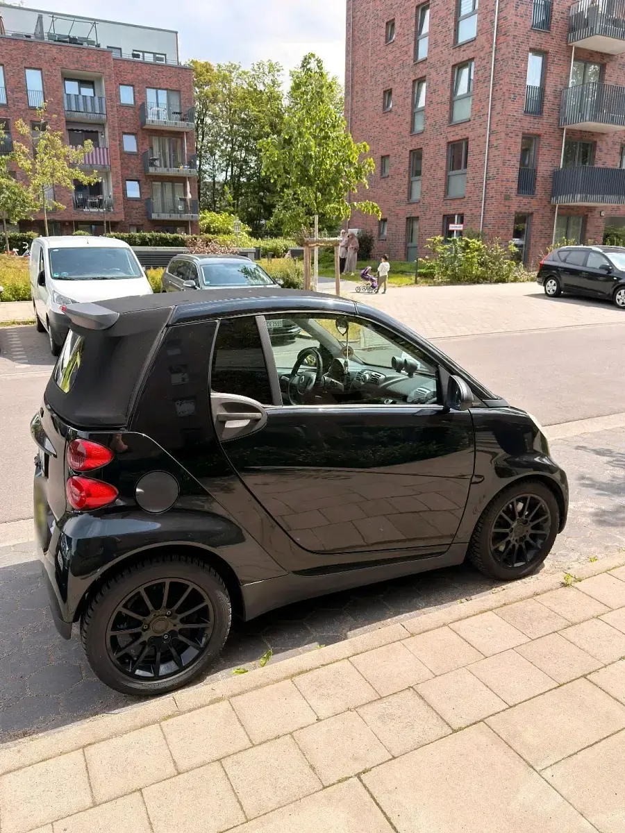 Gebraucht Smart ForTwo Cabrio 71 PS (52 kW) 2013 Schwarz Cabrio