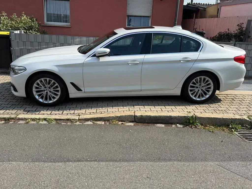 Gebraucht BMW 540 340 PS (250 kW) 2019 Weiß Limousine