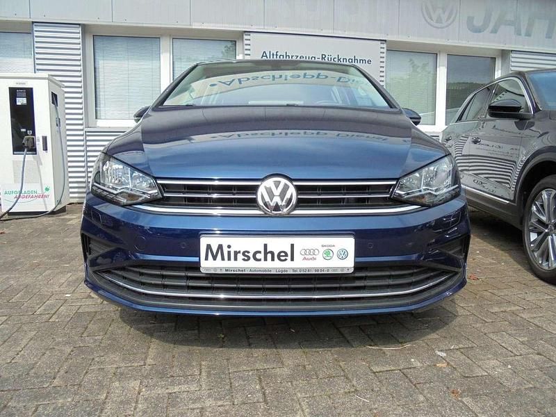 Blau Gebraucht 2019 VW Golf VII Limousine | 18.900 € (Fairer Preis) - Bild 1/4