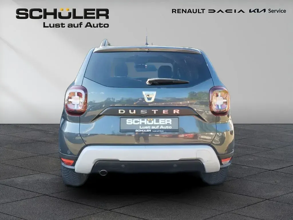 Gebraucht Dacia Duster Prestige 131 PS (96 kW) 2021 Grau SUV