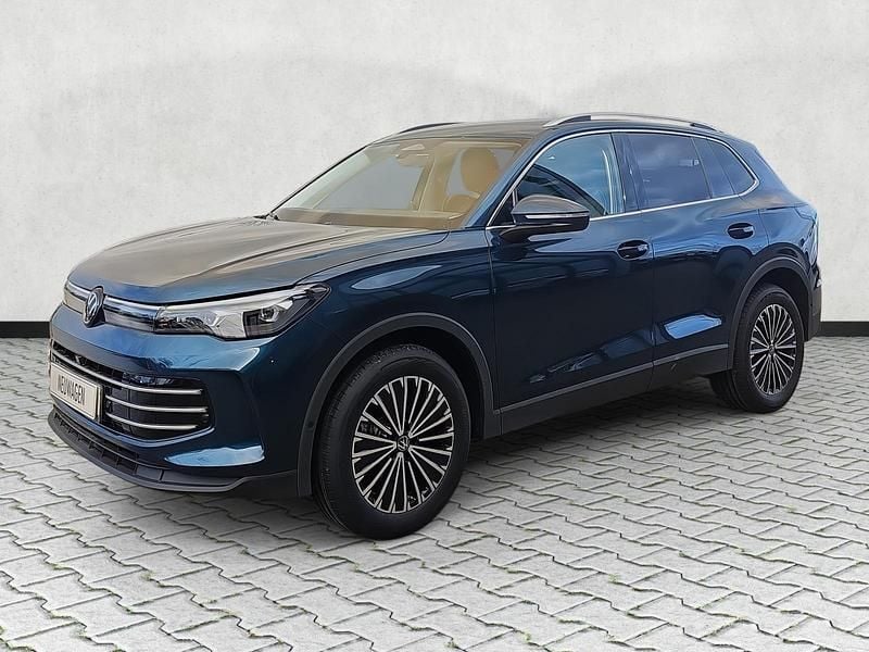 Neu VW Tiguan Elegance 150 PS (110 kW) 2026 Nightshadeblue metallic SUV