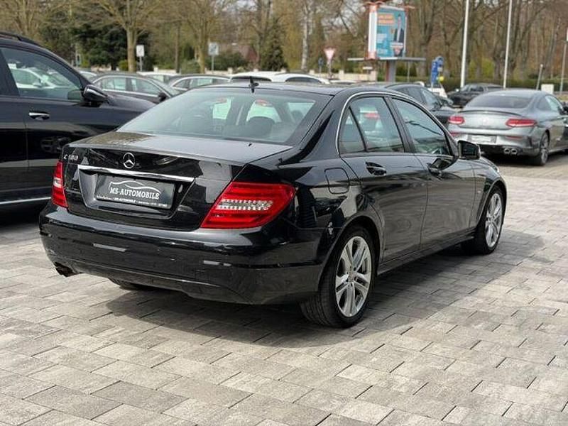 Gebraucht Mercedes C180 Avantgarde 156 PS (114 kW) 2012 Schwarz Limousine