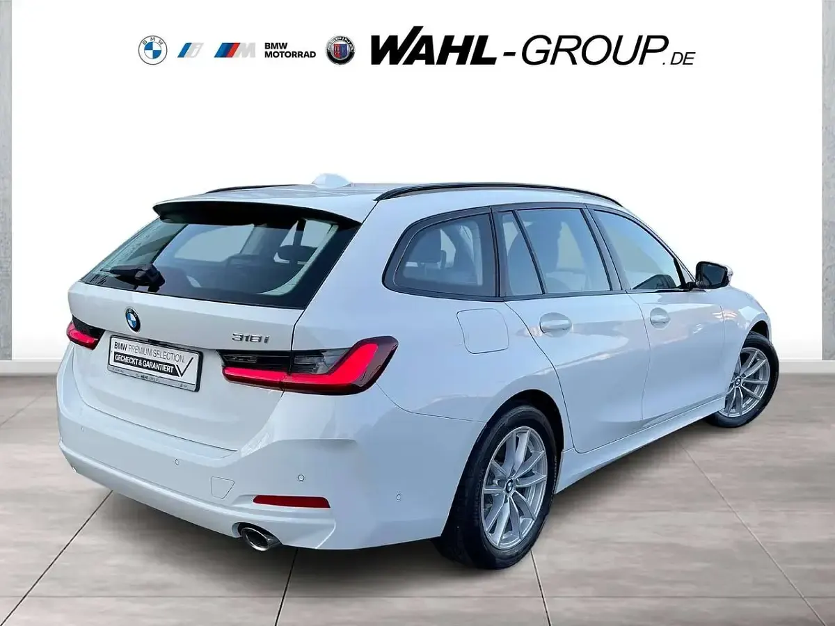 Brugt BMW 318 Shadowline 156 HK (114 kW) 2025 Hvid Stationcar