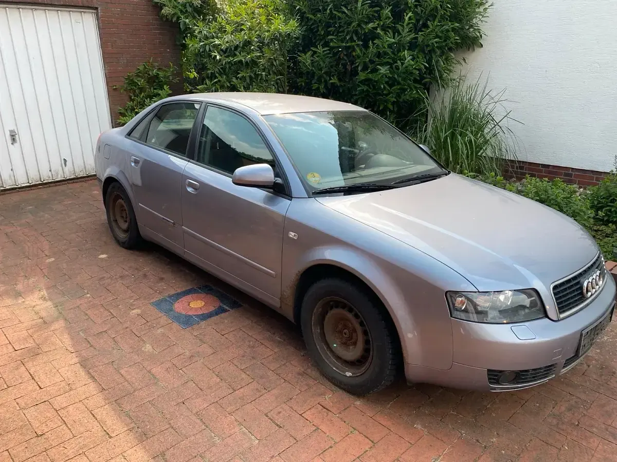 Gebraucht Audi A4 131 PS (96 kW) 2003 Grau Limousine