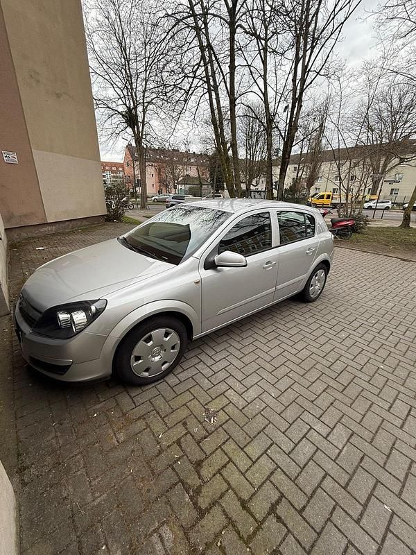 Gebraucht Opel Astra 125 PS (91 kW) 2004 Grau Limousine