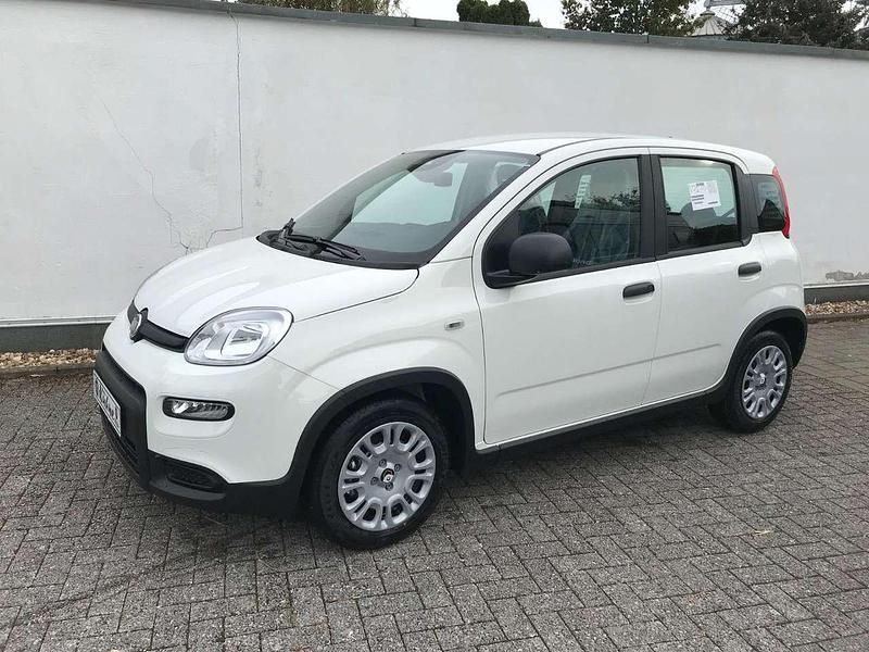 Weiß Gebraucht 2024 Fiat Panda Kleinwagen | 14.795 € (Fairer Preis) - Bild 1/4