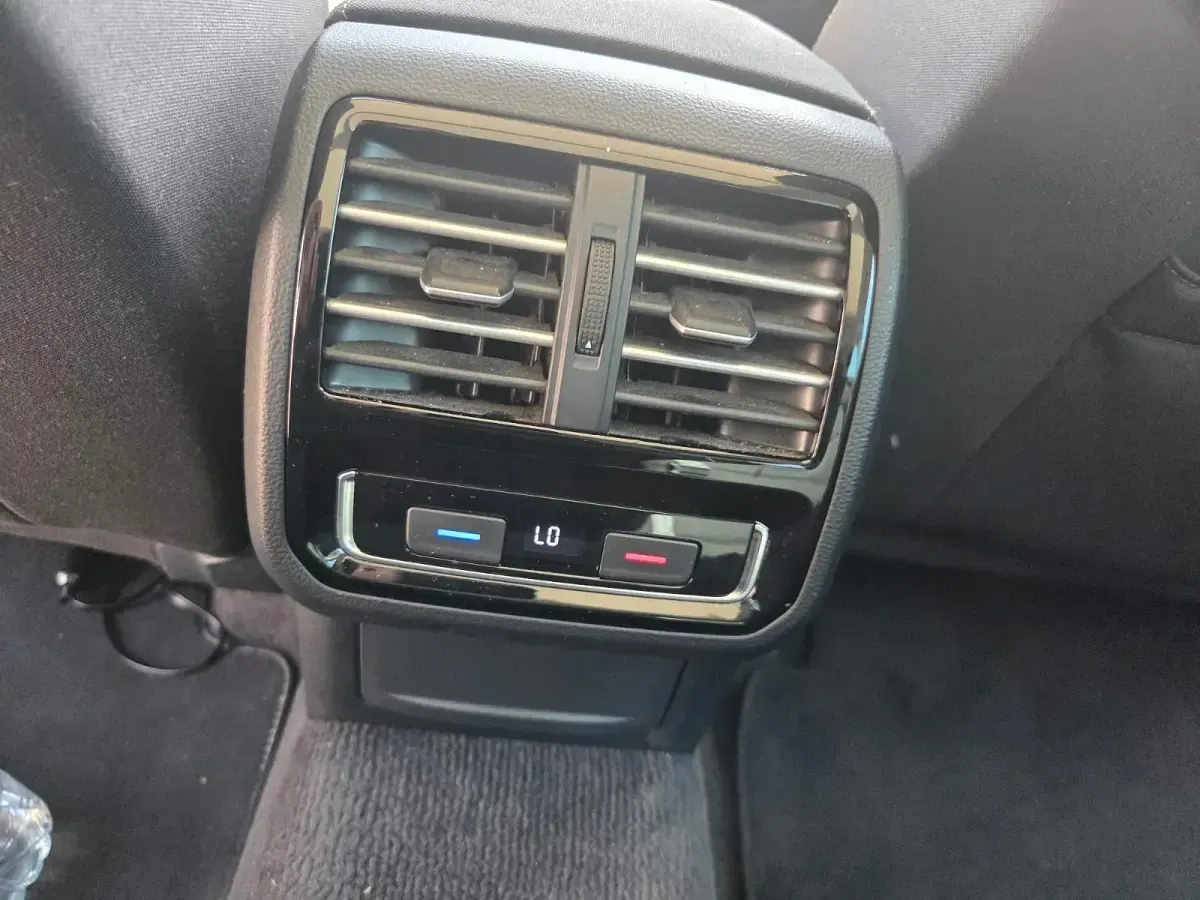 Gebraucht VW Passat 120 PS (88 kW) 2015 Weiß Limousine