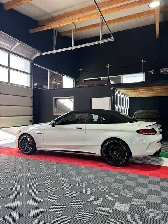 Gebraucht Mercedes C63 AMG AMG 476 PS (350 kW) 2022 Weiß Cabrio