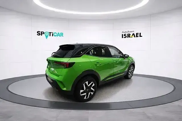 Usata Opel Mokka 136 CV (100 kW) 2024 Verde SUV